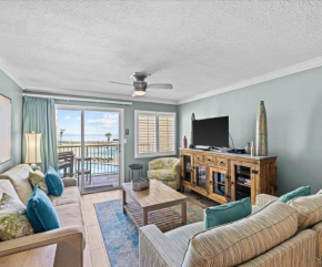 Holiday Surf and Racquet Unit 210